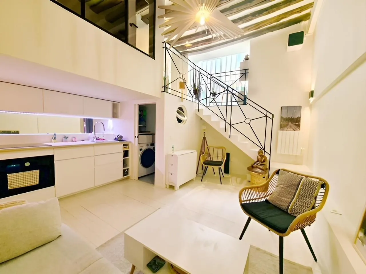 Apartament Plein Coeur De : Duplex A Bastille