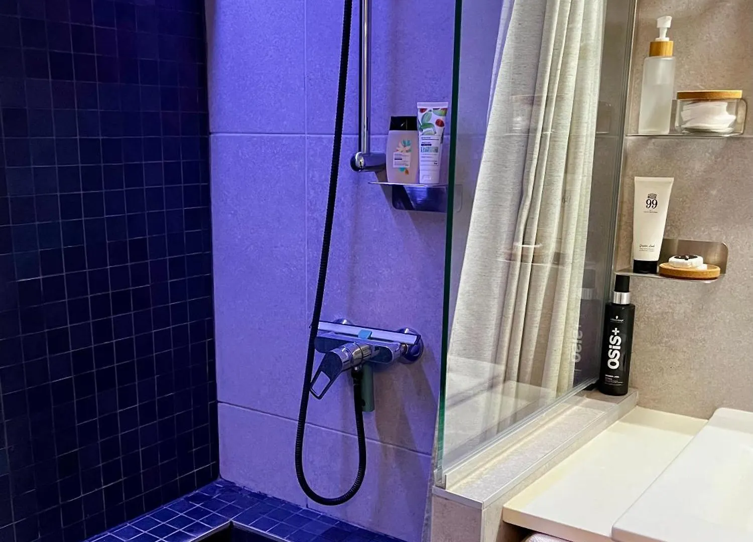 Apartment Plein Coeur De : Duplex A Bastille Paris
